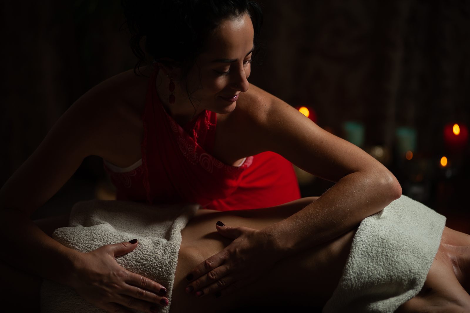 První erotická masáž v Praze: co čekat a jak vybrat salon